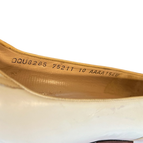 1950s Salvatore Ferragamo Heels Retro White, Beige, Brown Bow Pumps Size 10 - Picture 11 of 11